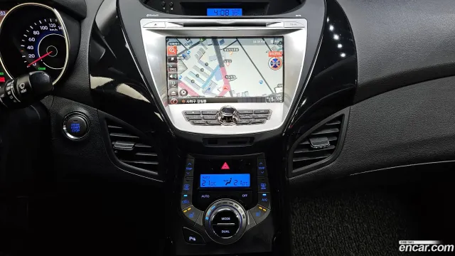 Hyundai Elantra (Avante)