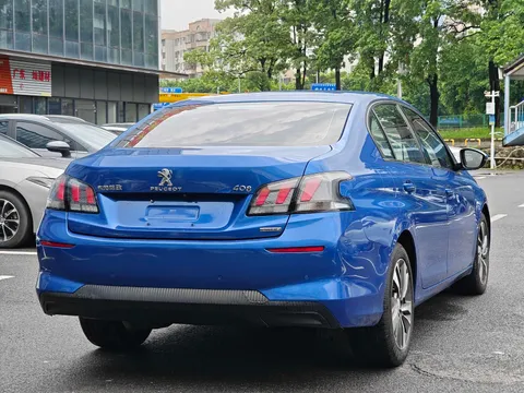 Peugeot 408