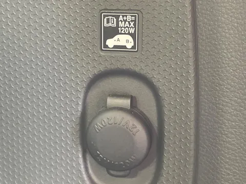 Mazda Flair Crossover