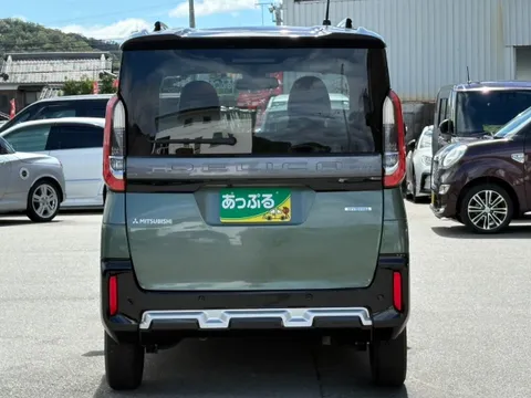 Mitsubishi Delica Mini