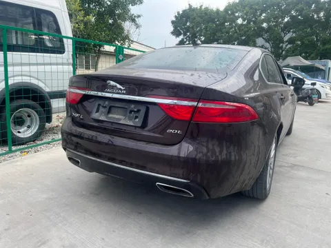 Jaguar XFL