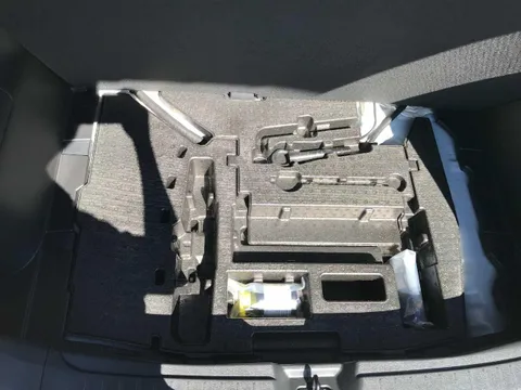 Nissan Note Aura