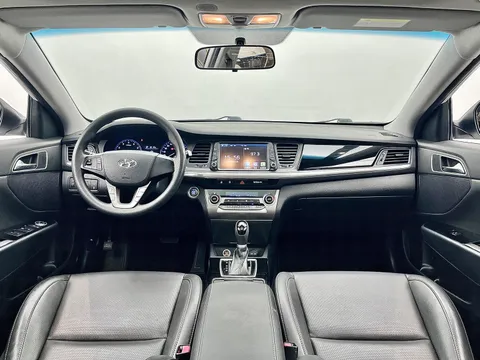 Hyundai Mistra