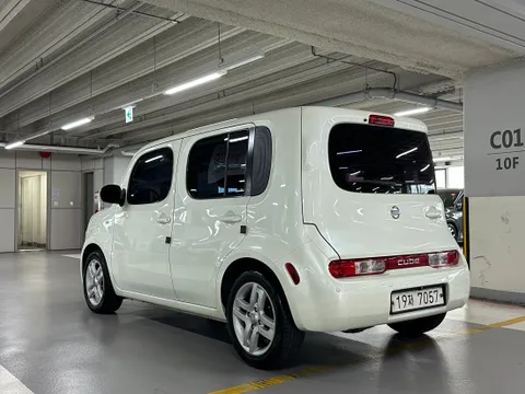 Nissan Cube