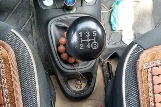 BYD F0