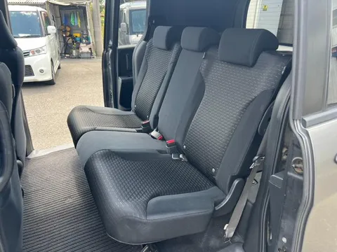 Honda Freed Spike