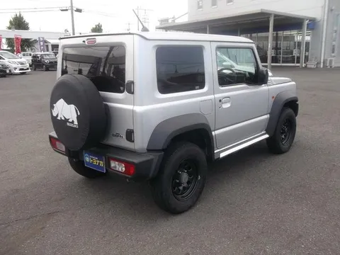 Suzuki Jimny Sierra