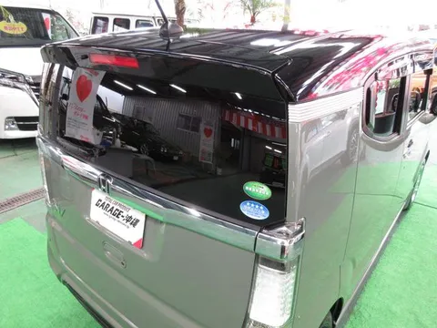 Honda N-BOX Slash