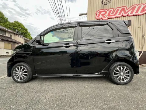 Honda N-WGN Custom