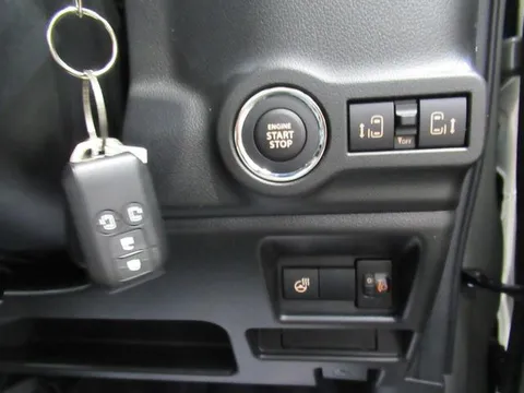 Suzuki Spacia Gear