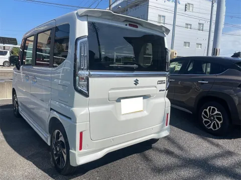 Suzuki Spacia Custom
