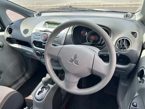 Mitsubishi I
