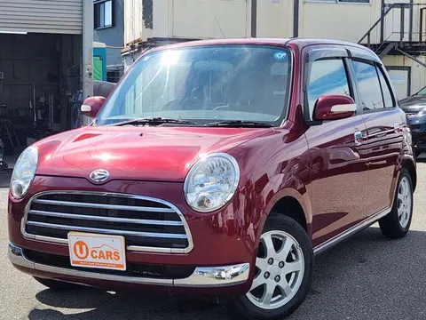 Daihatsu Mira Gino
