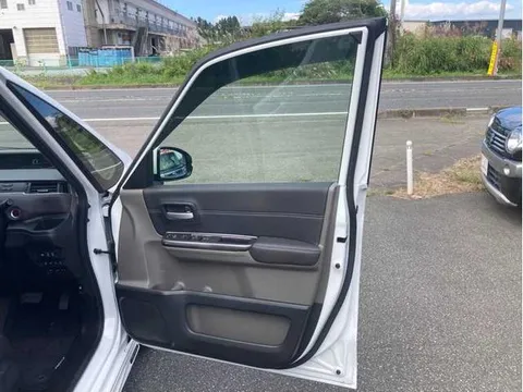 Honda Freed Plus