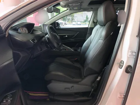 Peugeot 4008