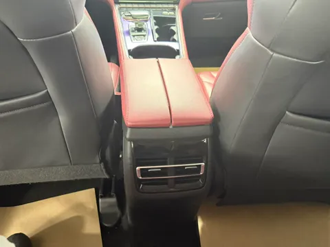 Changan CS85