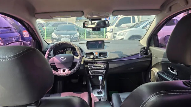 Renault SM3