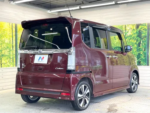 Honda N-BOX+ Custom