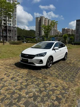 Chery Arrizo 5