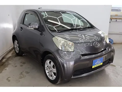 Toyota iQ