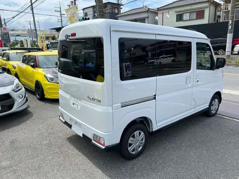 Daihatsu Atrai