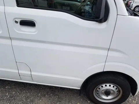 Mitsubishi Minicab Van
