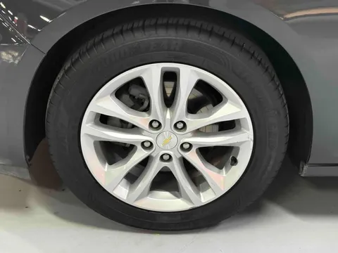 Chevrolet Malibu XL