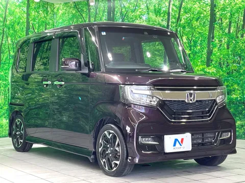 Honda N-BOX Custom
