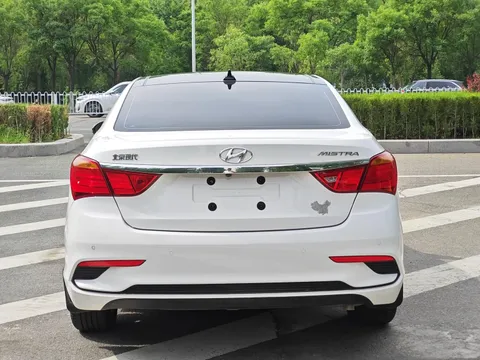 Hyundai Mistra