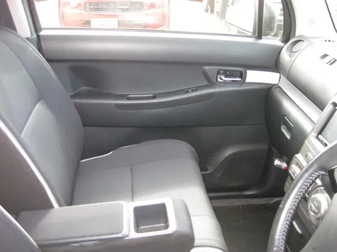 Toyota Pixis Space