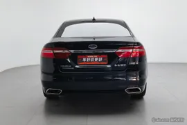 Ford Taurus