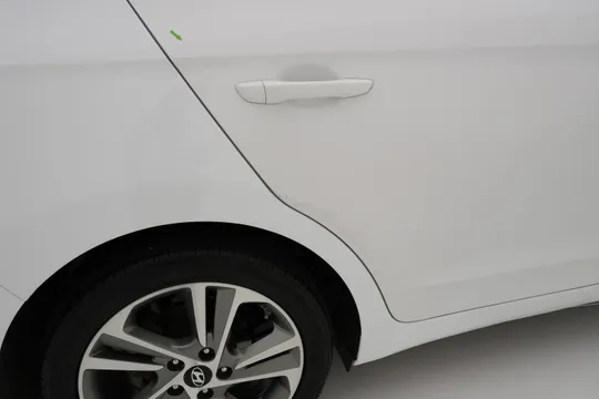 Hyundai Elantra (Avante)