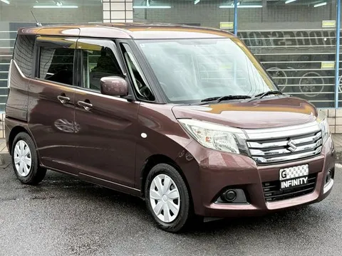 Suzuki Solio