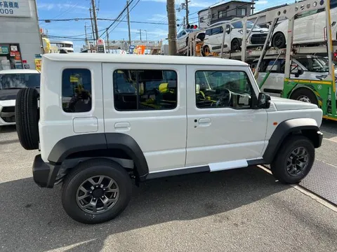 Suzuki Jimny Nomade