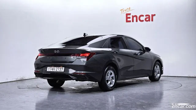 Hyundai Elantra (Avante)