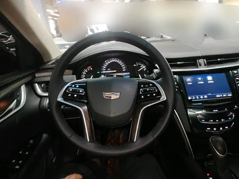 Cadillac XTS