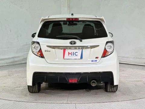 Toyota Yaris (Vitz)