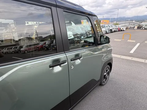 Mitsubishi Delica Mini