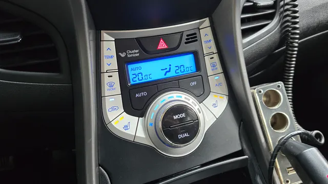 Hyundai Elantra (Avante)