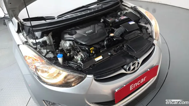 Hyundai Elantra (Avante)
