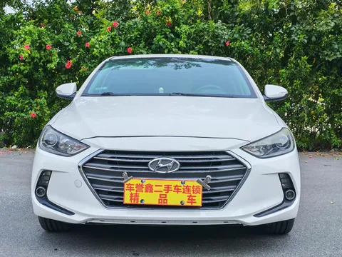 Hyundai Elantra (Avante)