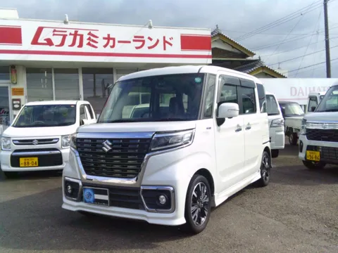Suzuki Spacia Custom