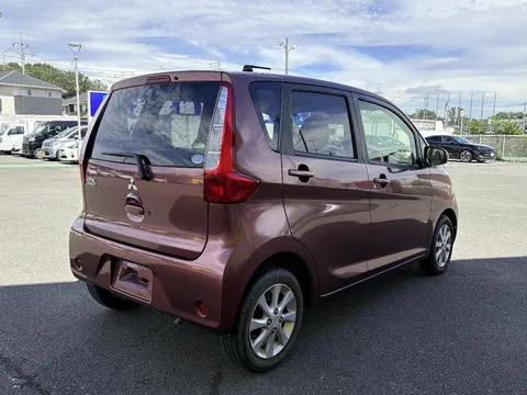 Mitsubishi eK Wagon