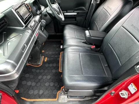 Suzuki Spacia Gear