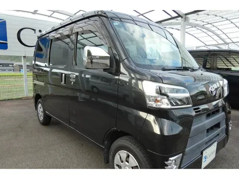 Toyota Pixis Van