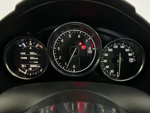 Mazda MX-5 (Roadster)