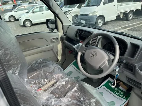 Nissan Clipper