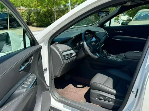 Cadillac XT4