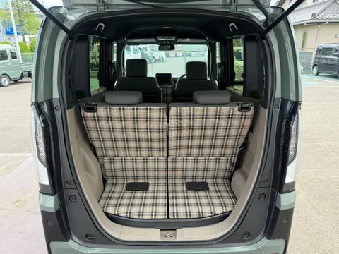 Honda N-BOX Joy
