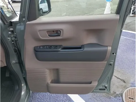 Honda N-BOX Joy
